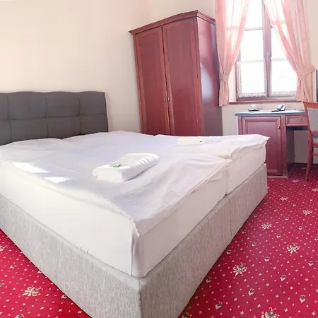 Hotel Buchlovice 3*