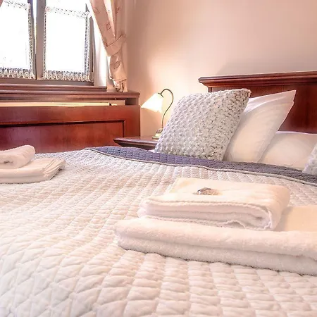 Hotel Buchlovice 3*