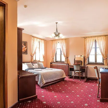Hotel Buchlovice 3*