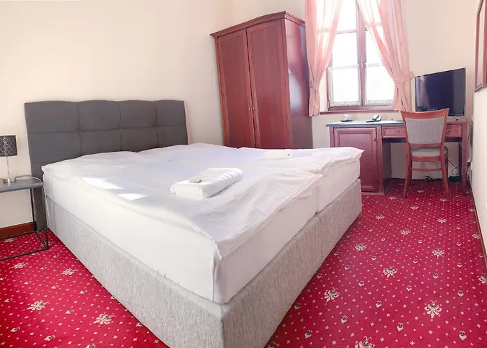 Hotel Buchlovice 3*