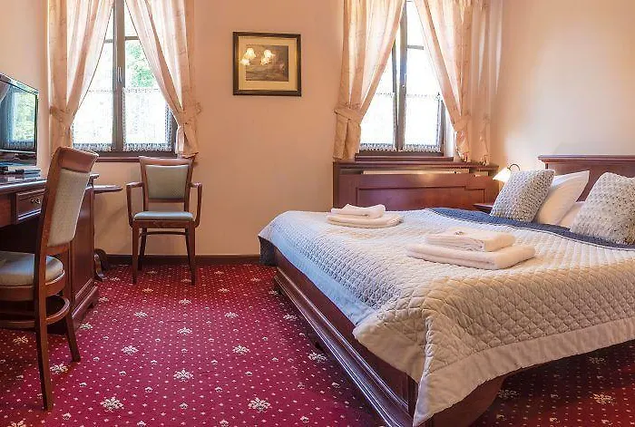 Hotel Buchlovice فندق 3*