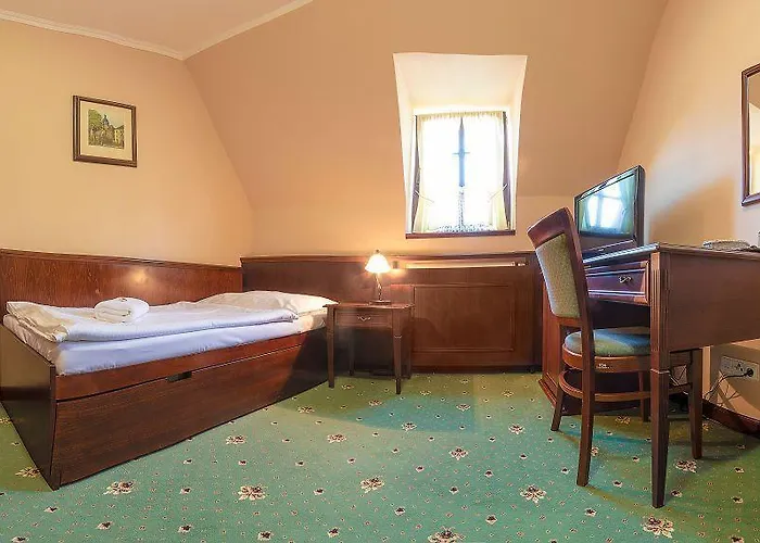 Hotel Buchlovice 3* 부흘로비체