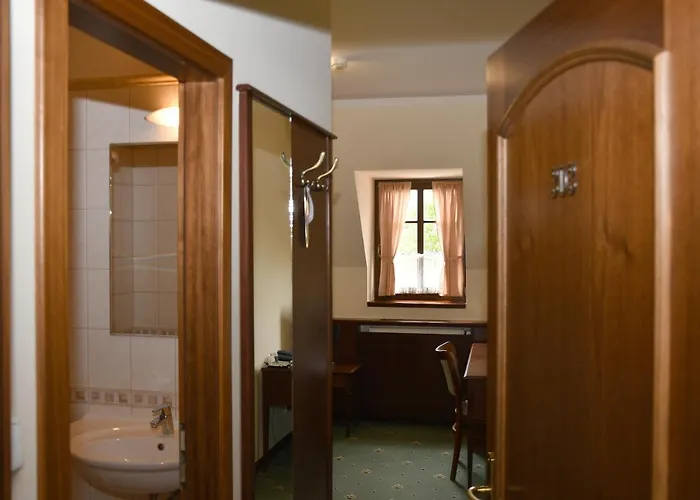 Hotel Buchlovice فندق